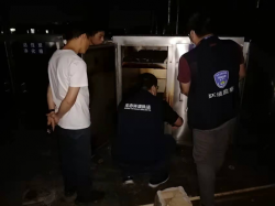 活性炭吸附箱內(nèi)藏貓膩？罰！