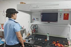 東莞市樟木頭一小作坊異味擾民，無證加工場(chǎng)被查封